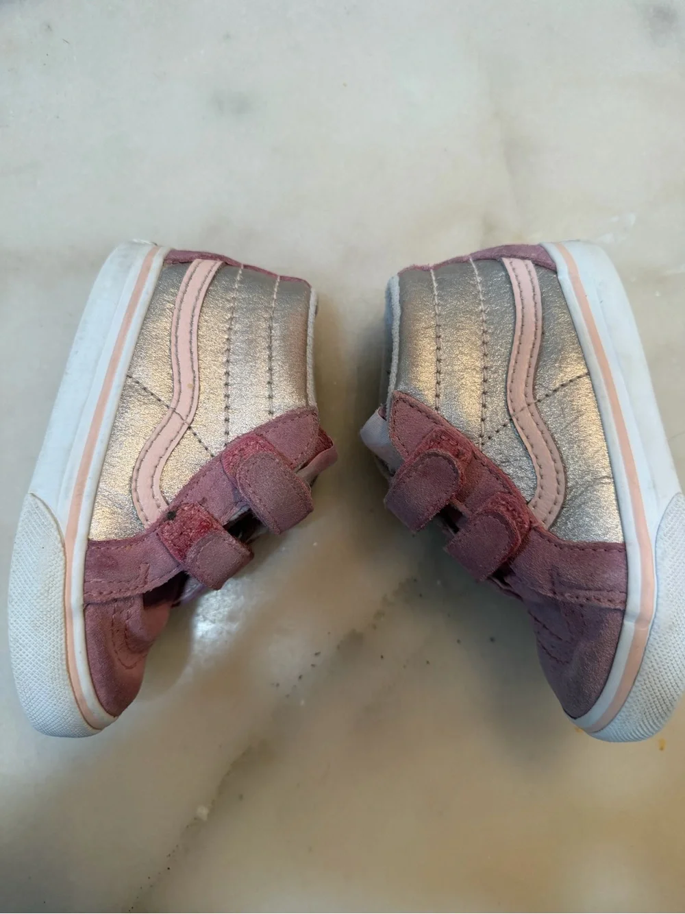 Converse Kids Suede Velcro Sneakers - Mauve Pink
